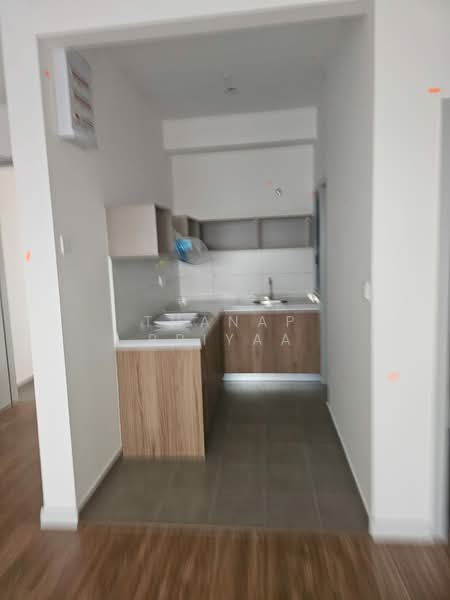 Service Residence for Rent at Helix2 @ PJ South - Thanap Priyaa - Kitchen - PropertyGuru.com.my
