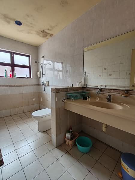 Bungalow House untuk Dijual di Sunway Damansara (Kota Damansara) - Vivian Ho - Bathroom - PropertyGuru.com.my