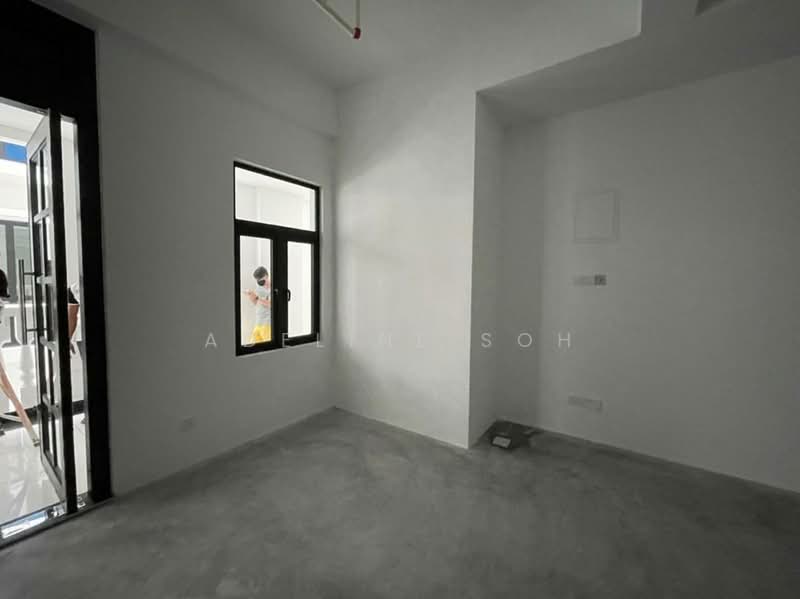 Shop for Sale in Iskandar Puteri (Nusajaya) (Johor) - Adeline Soh - Interior - PropertyGuru.com.my