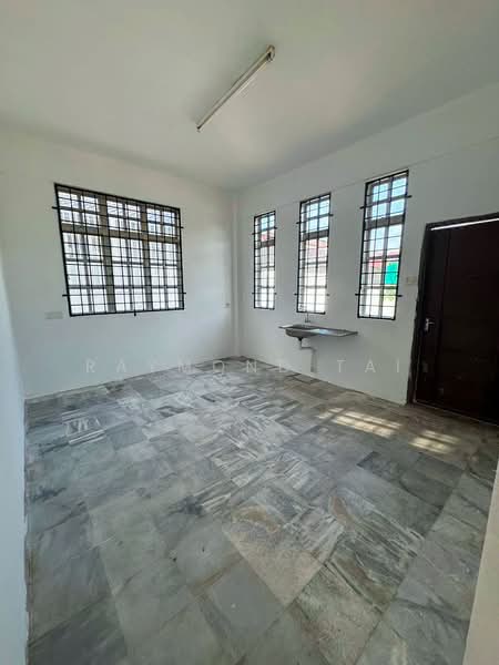 Untuk Disewa - Taman Bukit Minyak Indah