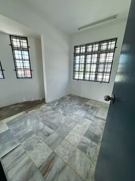 Untuk Disewa - Taman Bukit Minyak Indah