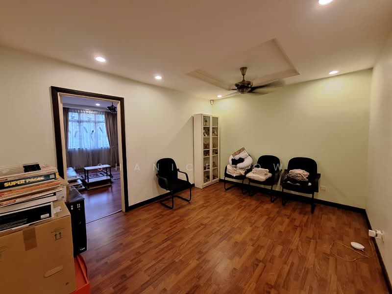 2.5-storey Terraced House for Sale in Taman Puchong Hartamas (Puchong) - Shanice Low - Living Room - PropertyGuru.com.my