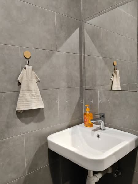 Neu Suites untuk Untuk Disewa - RM 2,100 /bulan, Mac 2026 - Bathroom - PropertyGuru.com.my