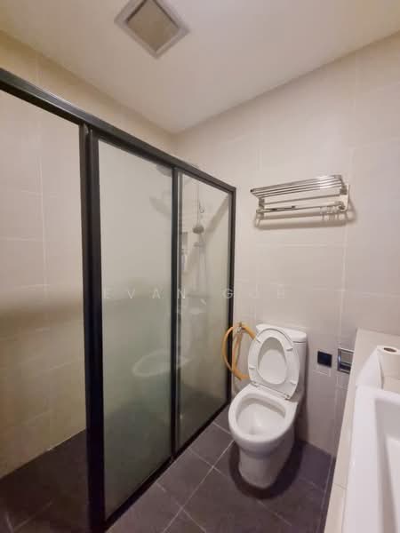 Rumah Teres 3 Tingkat untuk Dijual di Bandar Nusaputra (Puchong) - Evan Goh - Bathroom - PropertyGuru.com.my