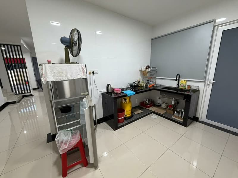 Setia Tropika untuk Untuk Disewa - RM 4,000 /bulan, Mac 2026 - Kitchen - PropertyGuru.com.my