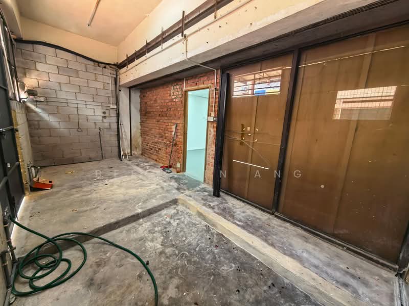 Shop for Rent in Taman Daya (Johor Bahru) - Bee Chin Ang - Interior - PropertyGuru.com.my