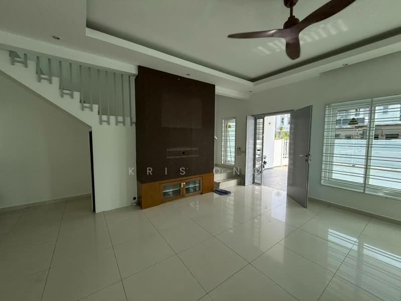 2-storey Terraced House for Rent in Setia Tropika (Johor Bahru) - Kris Ong - Living Room - PropertyGuru.com.my