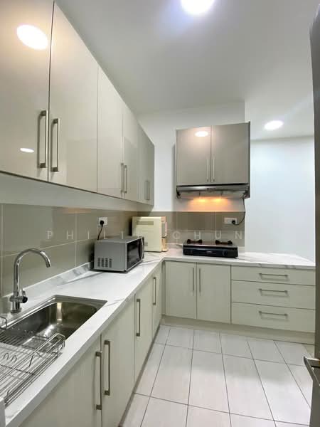 Zentro Residences Serviced Apartment untuk Untuk Disewa - RM 2,455 /bulan, Mac 2026 - Kitchen - PropertyGuru.com.my