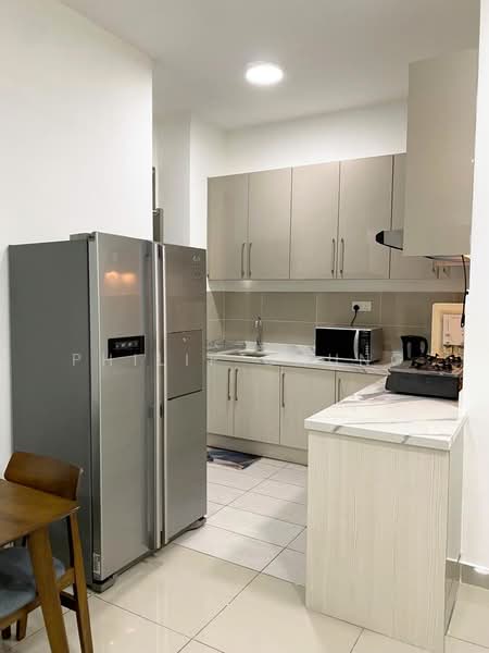 Zentro Residences Serviced Apartment untuk Untuk Disewa - RM 2,455 /bulan, Mac 2026 - Kitchen - PropertyGuru.com.my
