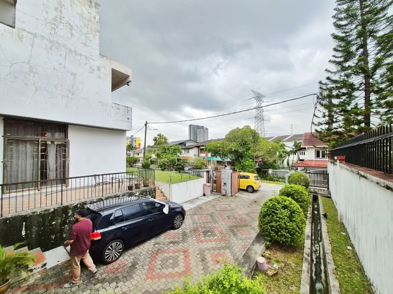 Bungalow for Sale in Seksyen 22 (Petaling Jaya) - Absyarie Syafiq Shahrin - Exterior - PropertyGuru.com.my