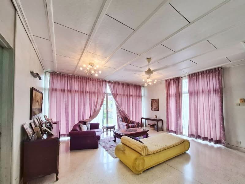 Bungalow for Sale in Seksyen 22 (Petaling Jaya) - Absyarie Syafiq Shahrin - Living Room - PropertyGuru.com.my