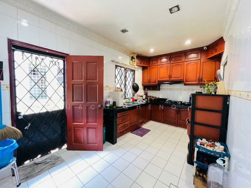 2-storey Terraced House for Sale in Taman Velox (Rawang) - Jack Cheng - Kitchen - PropertyGuru.com.my