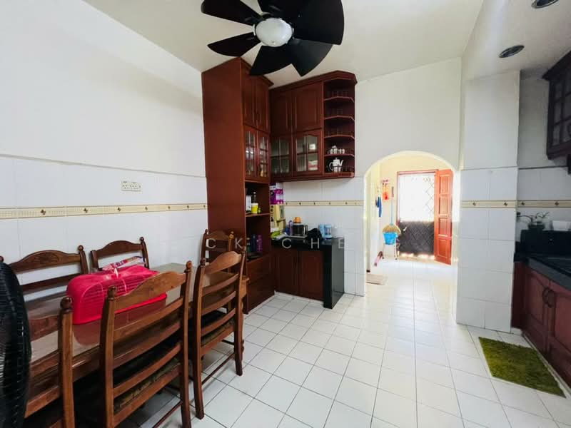 2-storey Terraced House for Sale in Taman Velox (Rawang) - Jack Cheng - Kitchen - PropertyGuru.com.my