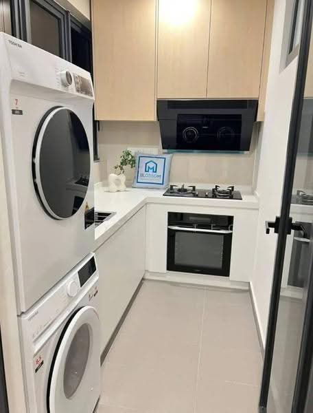 Kediaman Servis untuk Disewa di Sunway Velocity TWO - Dexter Teo - Kitchen - PropertyGuru.com.my