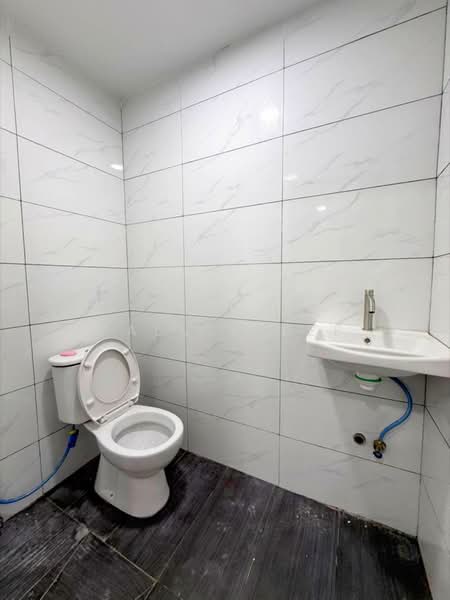 Taman Universiti Taman Universiti Taman Universiti Taman Universiti Taman Universiti untuk Untuk Dijual - RM 408,000, Mac 2026 - Bathroom - PropertyGuru.com.my