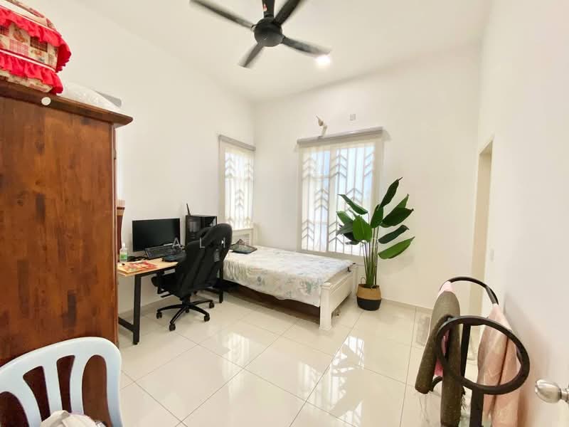 Semi-Detached House for Sale in Bangi (Selangor) - Alif Saad - PropertyGuru.com.my