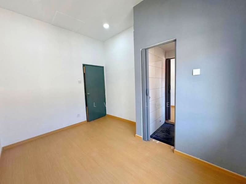 Untuk Dijual - Plentong Baru Plentong Baru Plentong Baru Plentongs Barus