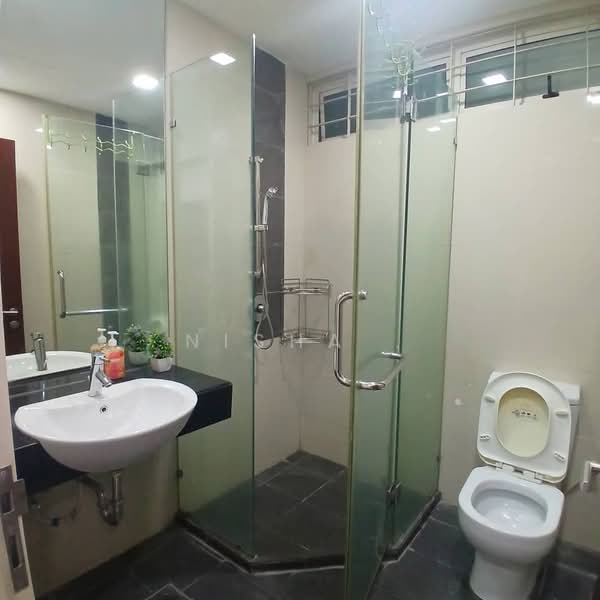 Suasana Sentral Loft untuk Untuk Dijual - RM 1,300,000, Mac 2026 - Bathroom - PropertyGuru.com.my