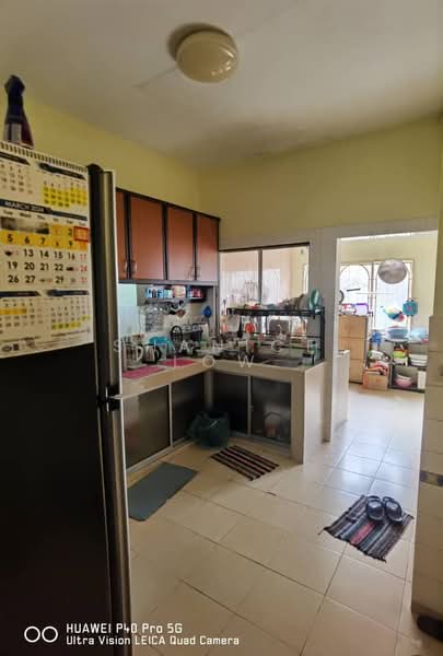 2-storey Terraced House for Sale in BANDAR PUCHONG JAYA (Puchong) - Shanice Low - Kitchen - PropertyGuru.com.my