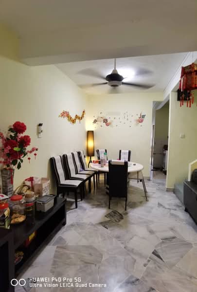 2-storey Terraced House for Sale in BANDAR PUCHONG JAYA (Puchong) - Shanice Low - Living Room - PropertyGuru.com.my