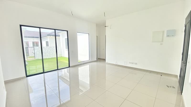 Terraced House for Sale in Eco Grandeur (Puncak Alam) - Alif Saad - Living Room - PropertyGuru.com.my