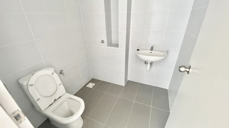 Terraced House for Sale in Eco Grandeur (Puncak Alam) - Alif Saad - Bathroom - PropertyGuru.com.my