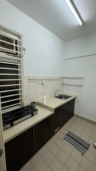 Bayswater Resort Condominium untuk Untuk Dijual - RM 920,000, Mac 2026 - Kitchen - PropertyGuru.com.my