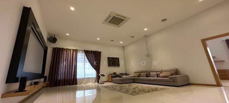 Bungalow for Rent in Leisure Farm (Gelang Patah) - Kinki Teow - Living Room - PropertyGuru.com.my
