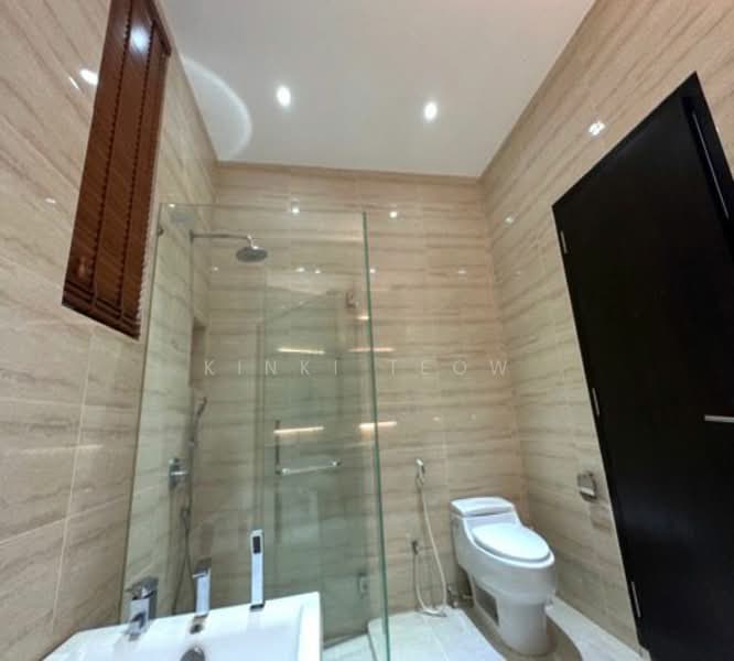 Bungalow for Rent in Leisure Farm (Gelang Patah) - Kinki Teow - Bathroom - PropertyGuru.com.my