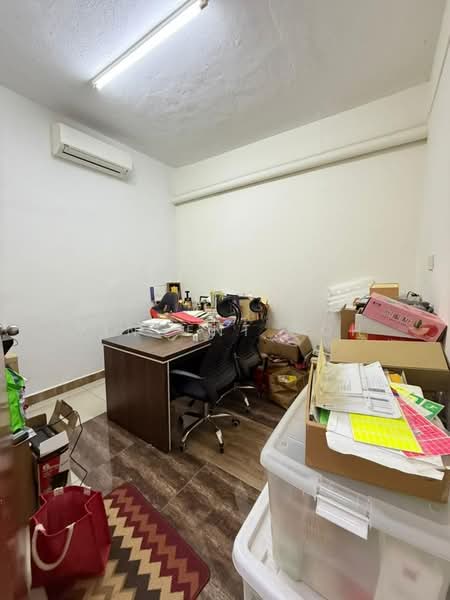 Kepong Taman Desa Jaya 2 storey Terrace House untuk Untuk Dijual - RM 700,000, Mac 2026 - Study - PropertyGuru.com.my