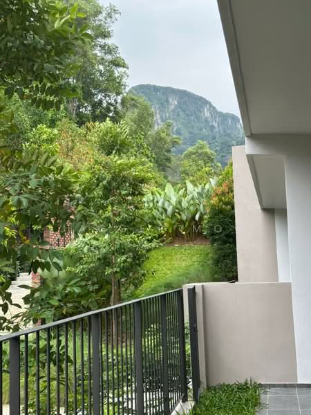Rumah Teres untuk Dijual di Taman Melawati (Ulu Kelang) - Jagger Moo - Balcony - PropertyGuru.com.my