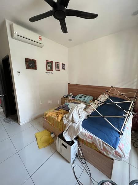 2.5-storey Terraced House for Sale in Bandar Country Homes (Rawang) - Elwin Mah - Bedroom - PropertyGuru.com.my