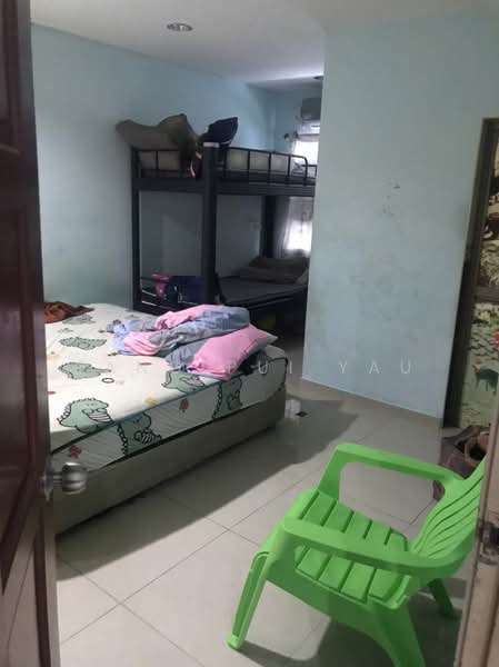 2-storey Terraced House for Sale in Taman Bukit Serdang (Seri Kembangan) - Lydia Tang - Bedroom - PropertyGuru.com.my