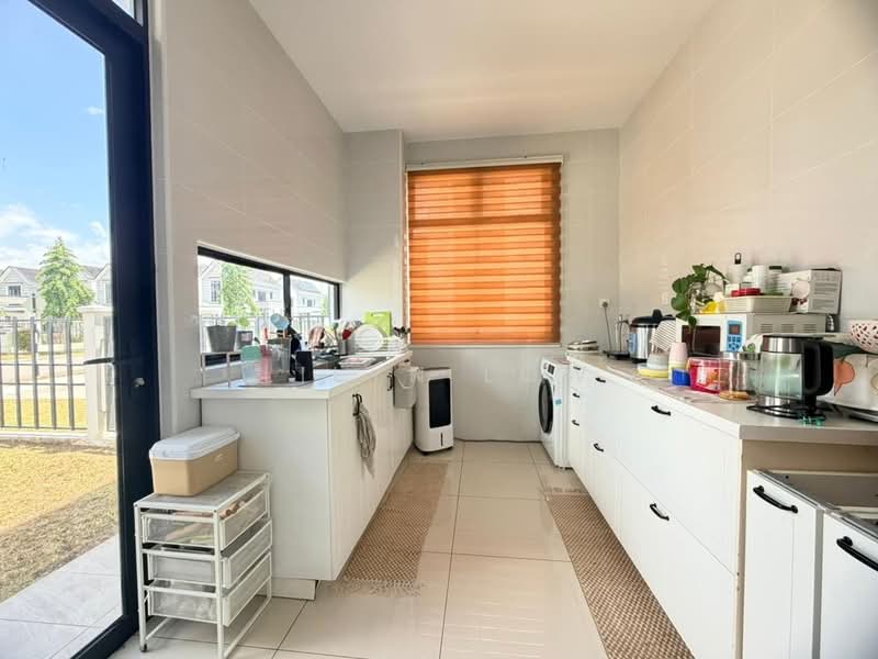 2-storey Terraced House for Sale in Taman Ekoflora (Johor Bahru) - Lilyn Low - Kitchen - PropertyGuru.com.my