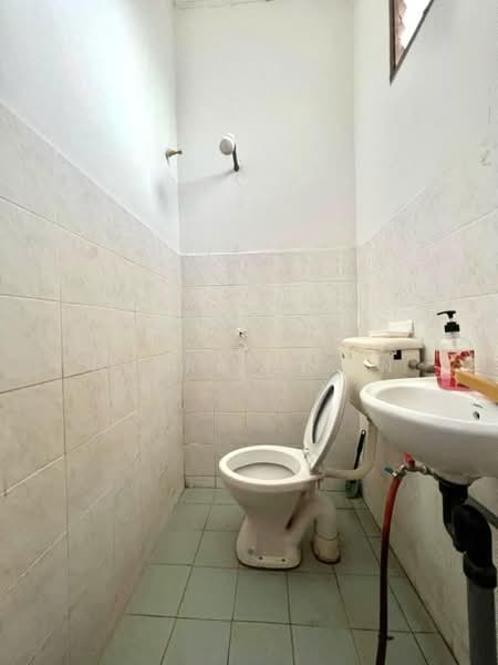 Taman Intan Perdana untuk Untuk Dijual - RM 180,000, Mac 2026 - Bathroom - PropertyGuru.com.my