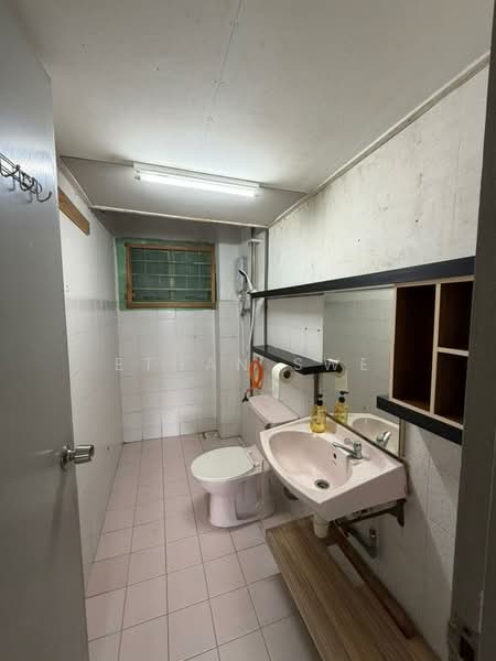 Condominium for Sale at Selayang Court - Ethan Swe - Bathroom - PropertyGuru.com.my