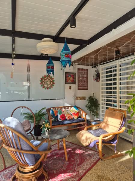 2-storey Terraced House for Sale in George Town (Penang) - Kelvin Seow - Balcony - PropertyGuru.com.my