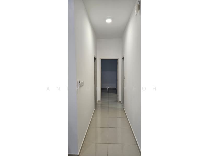 Condominium for Rent at Waterside Residence - Anthony Yeoh - Corridor - PropertyGuru.com.my