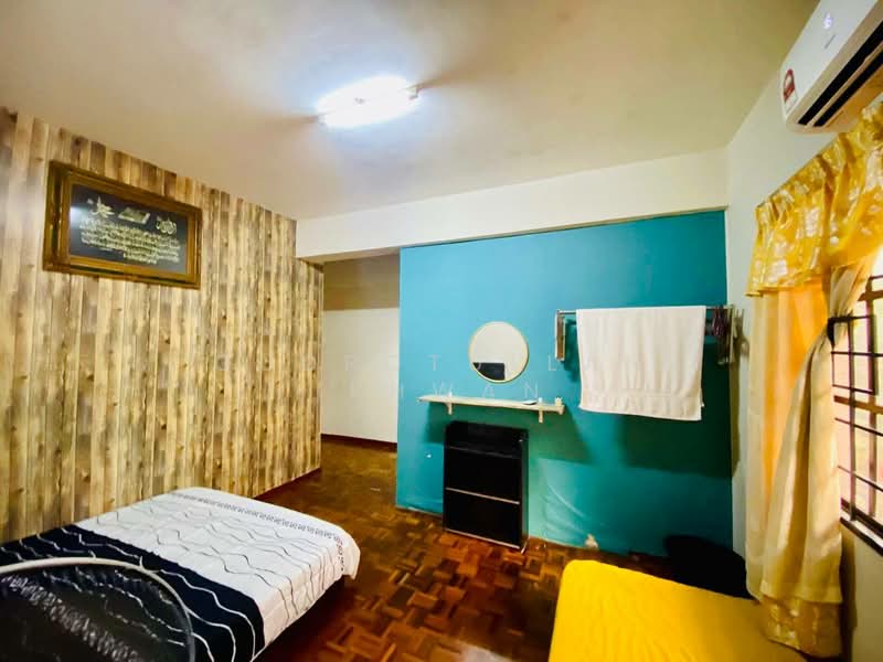 Condominium for Sale at Bayu Tasik 1 - Gudrotullah Ikhwan - Bedroom - PropertyGuru.com.my