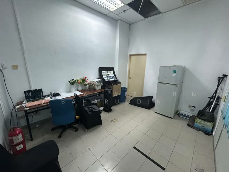 Office for Rent in Wangsa Maju (Kuala Lumpur) - Muhamad Aizat Bin Baharuddin - Open Concept Retail Design Potential - PropertyGuru.com.my