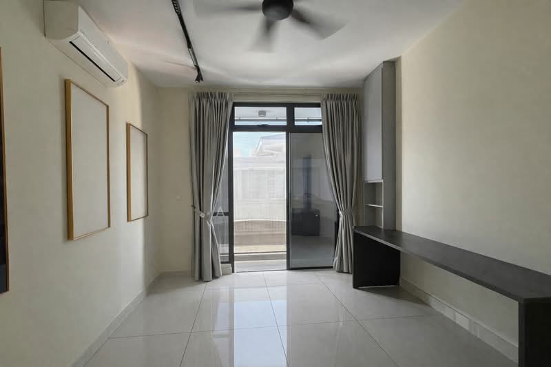 Cluster House for Sale in Horizon Hills (Iskandar Puteri (Nusajaya)) - Ann . - Living Room - PropertyGuru.com.my