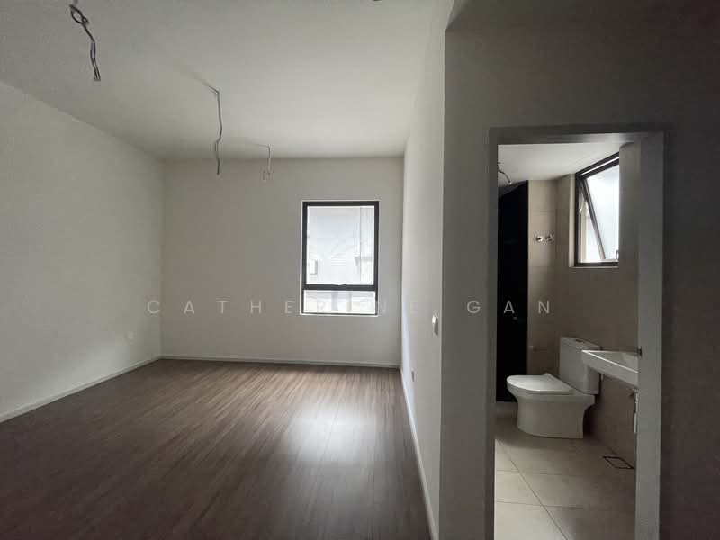 Terraced House for Sale in Taman Bukit Serdang (Seri Kembangan) - Catherine Gan - Interior - PropertyGuru.com.my