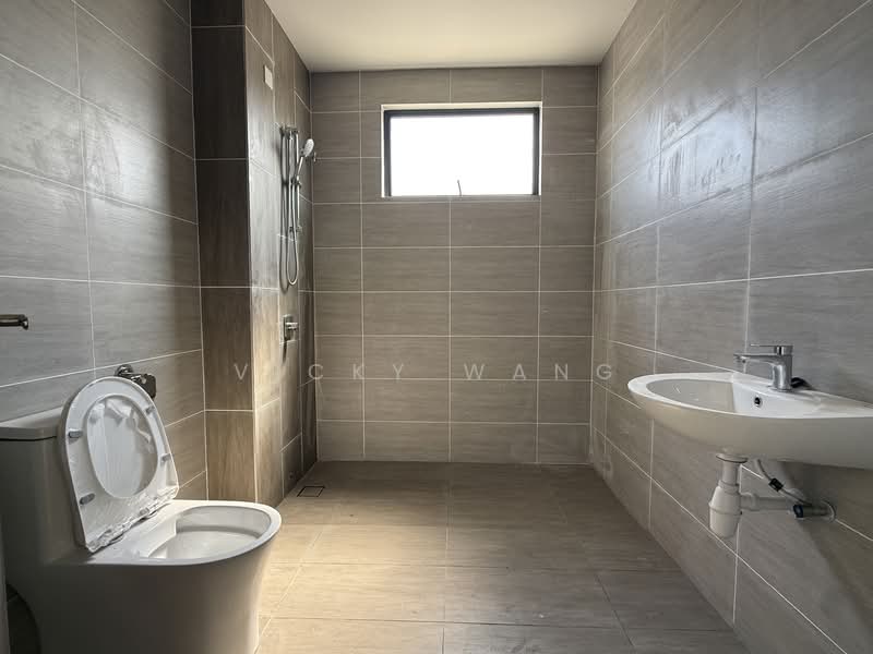 Jenjarom untuk Untuk Disewa - RM 1,500 /bulan, Mac 2026 - Bathroom - PropertyGuru.com.my