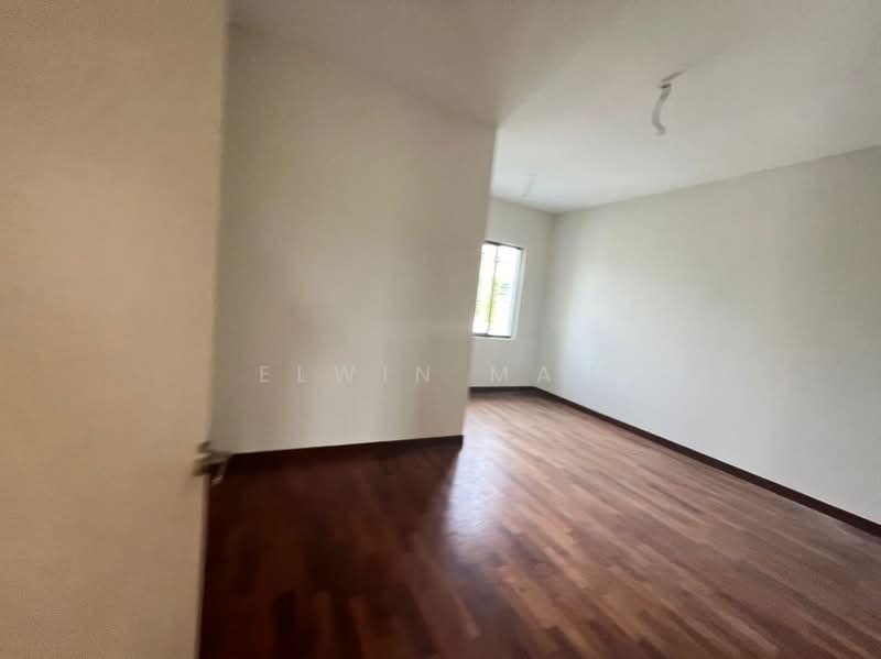 Zero-Lot Bungalow for Sale in Bandar Country Homes (Rawang) - Elwin Mah - Interior - PropertyGuru.com.my