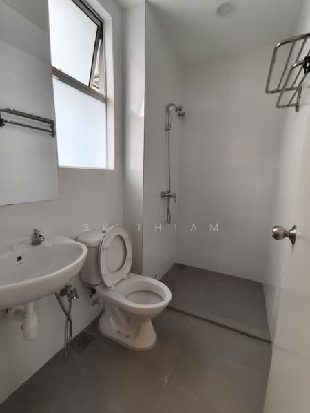 Semi-Detached House for Sale in Kemuning Utama Palma (Shah Alam) - SK Thiam - Bathroom - PropertyGuru.com.my