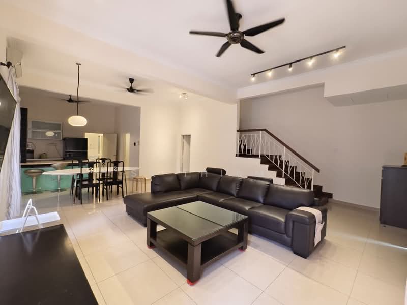 Semi-Detached House for Sale in Kemuning Utama Palma (Shah Alam) - SK Thiam - Living Room - PropertyGuru.com.my