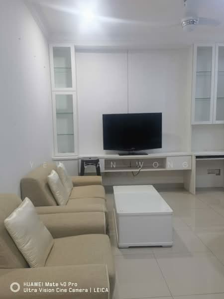 Univ 360 Place untuk Untuk Disewa - RM 1,650 /bulan, Mac 2026 - Living Room - PropertyGuru.com.my