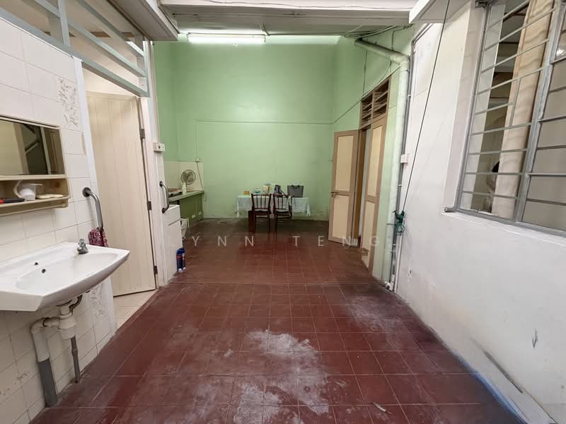 Double Storey House Lorong Kampung Melayu untuk Untuk Dijual - RM 680,000, Mac 2026 - Kitchen - PropertyGuru.com.my