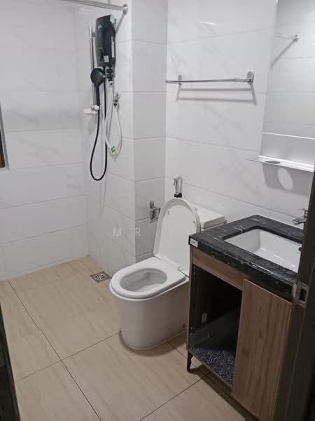 Country Garden Central Park untuk Untuk Disewa - RM 2,000 /bulan, Mac 2026 - Bathroom - PropertyGuru.com.my