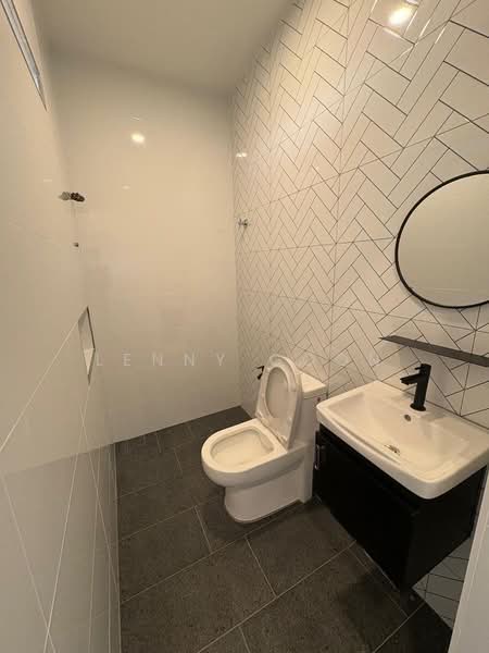 1-storey Terraced House for Sale in Taman Chai Leng (Perai) - Lenny Goon - Bathroom - PropertyGuru.com.my